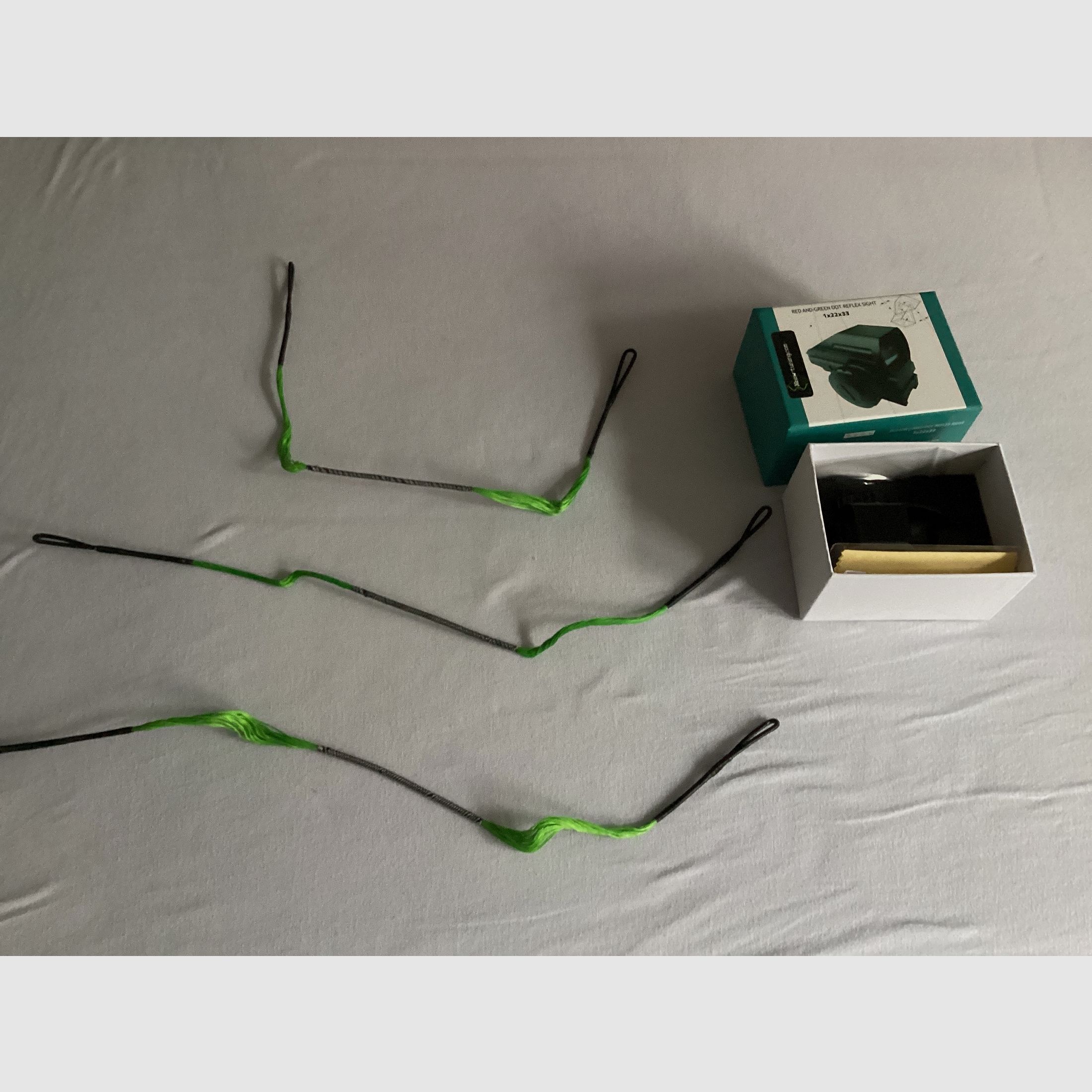 EK Archery R9 and accessories