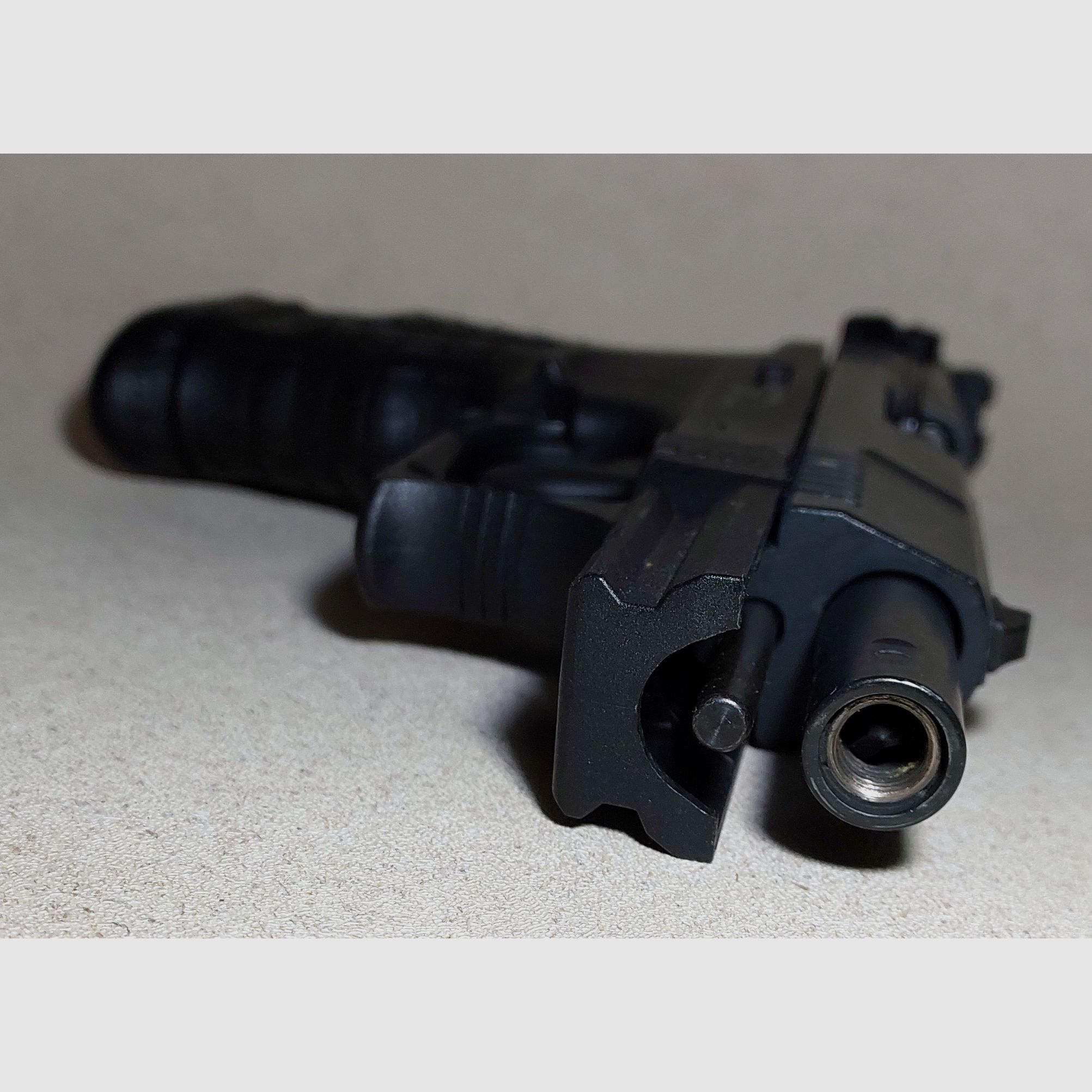 Walther P22 Pistolet alarmowy 9mm P.A.K. czarny (PTB 778)