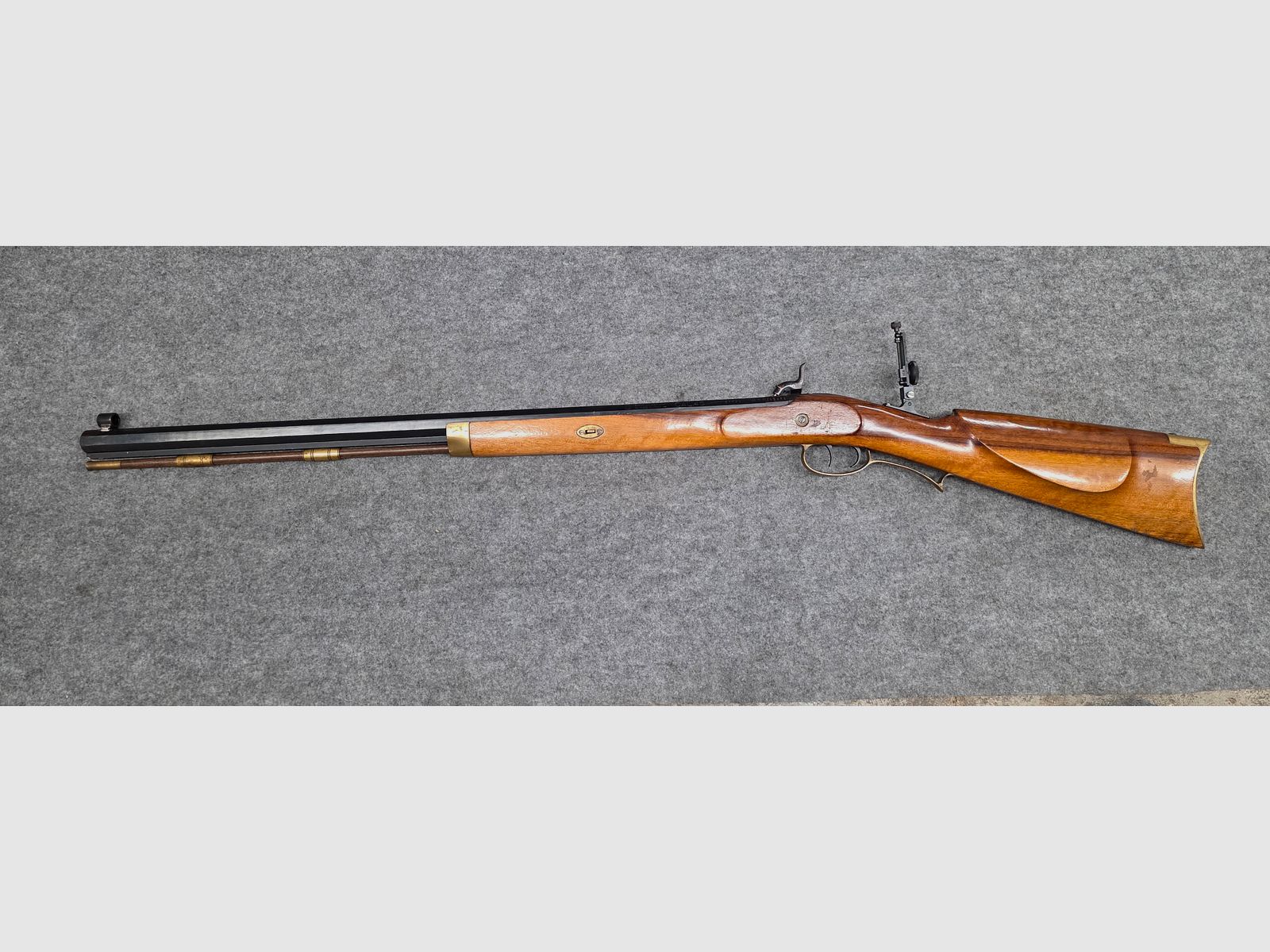 Vorderlader Perkussionsbüchse MAV Made in Italy Mod. Hawken Rifle Kaliber .45 Vorderlader Perkussion mit Diopter