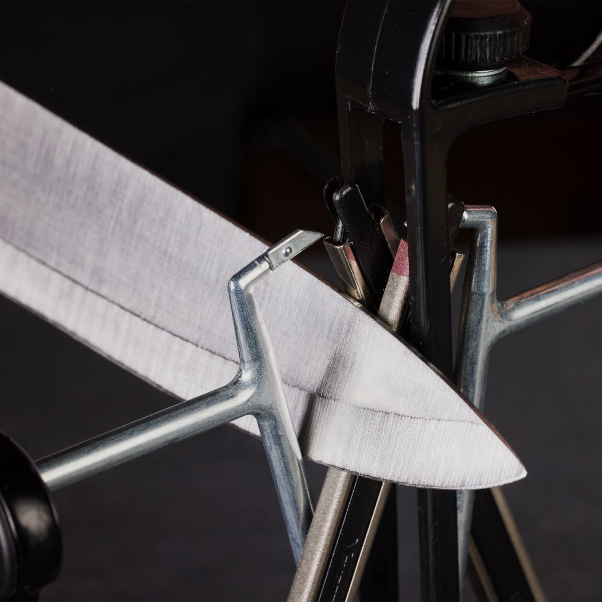 EUROHUNT V-Sharp A4 Messerschärfer - Schwarz