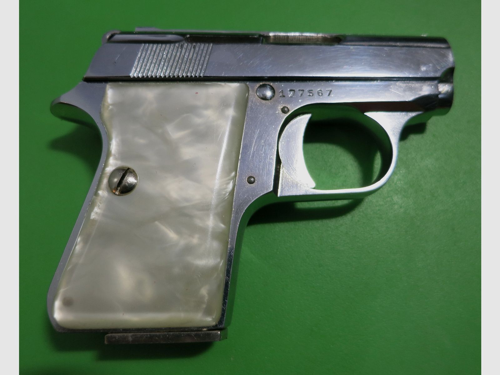 Astra 2000 CUB kal. 22 krótki, niklowana seria specjalna #61-