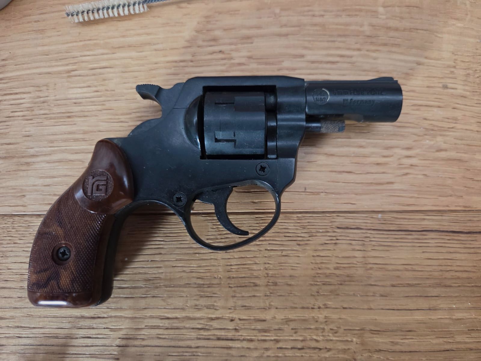 Röhm RG76 Schreckschusswaffe  Waffe Gas Pistole 6mm inkl Patronen