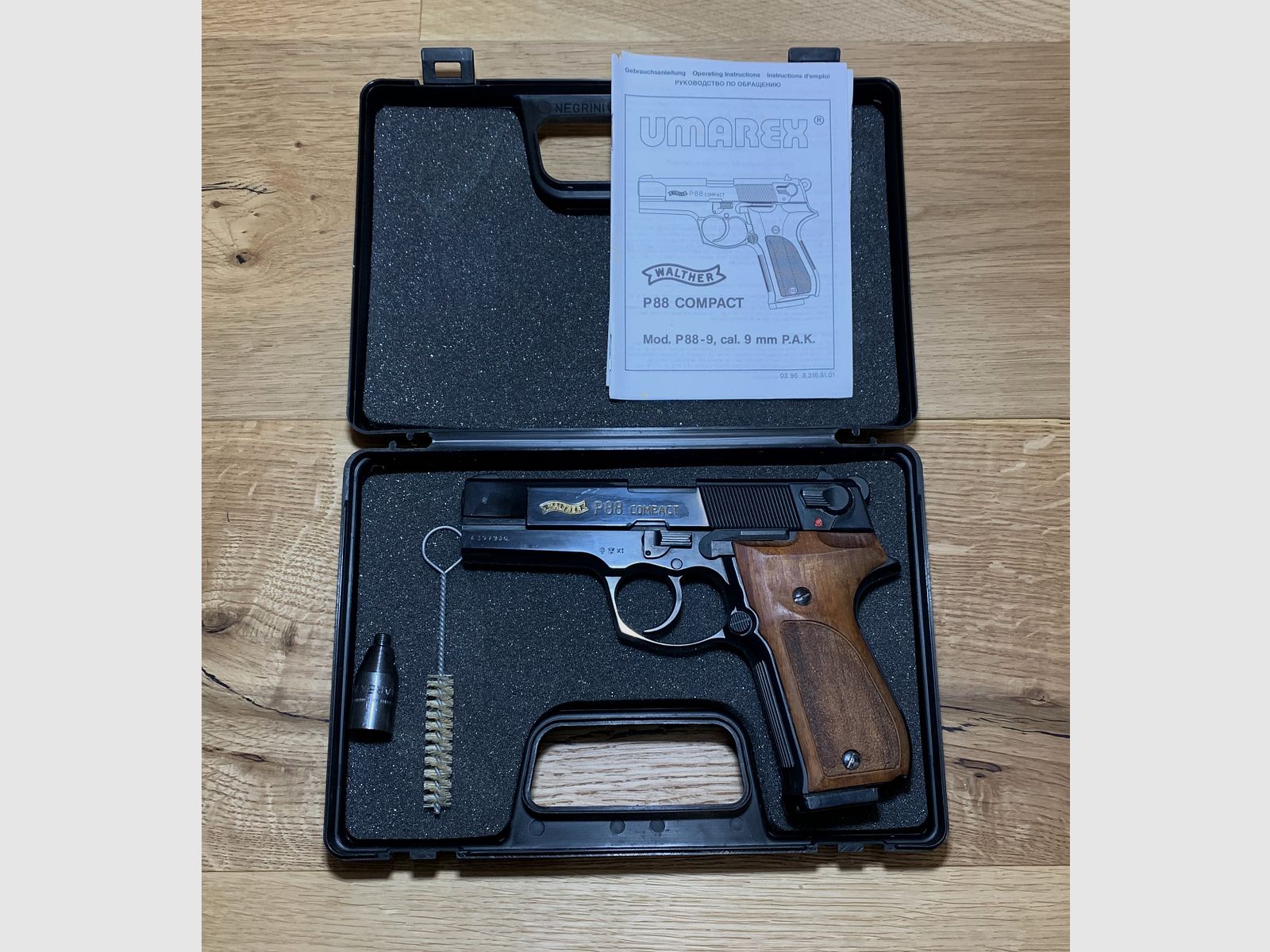 Walther P88 Compact signal pistol 9mm P.A.K. with wooden grips from Umarex