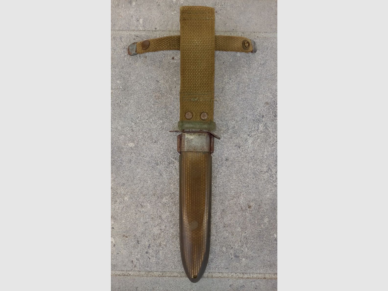 Couteau de tranchée WKII US.M3/Kampfmesser avec étui US.M8