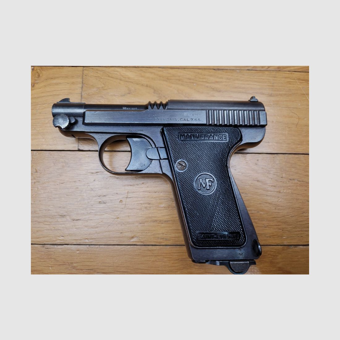 Sehr schöner Pistol « Le Français » – Kal. 7,65 Browning – 7+1 Schuss – 10.000 Exemplare – Manufrance – Avantgardewaffe – TBE+, Bild 2 von 14
