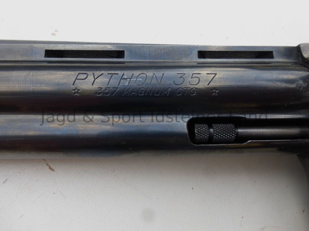 Colt Python LL: 6"/152mm