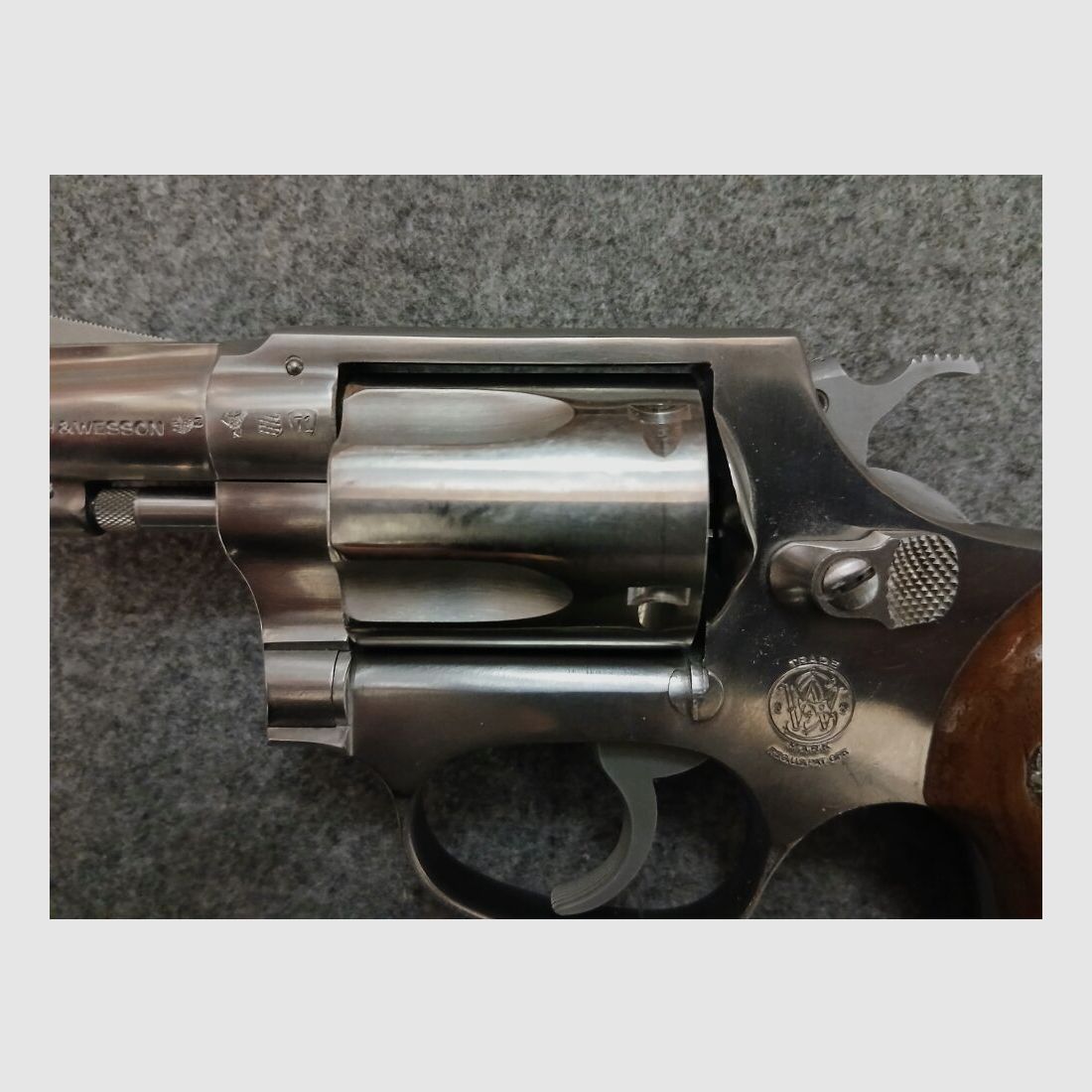 Smith & Wesson 60