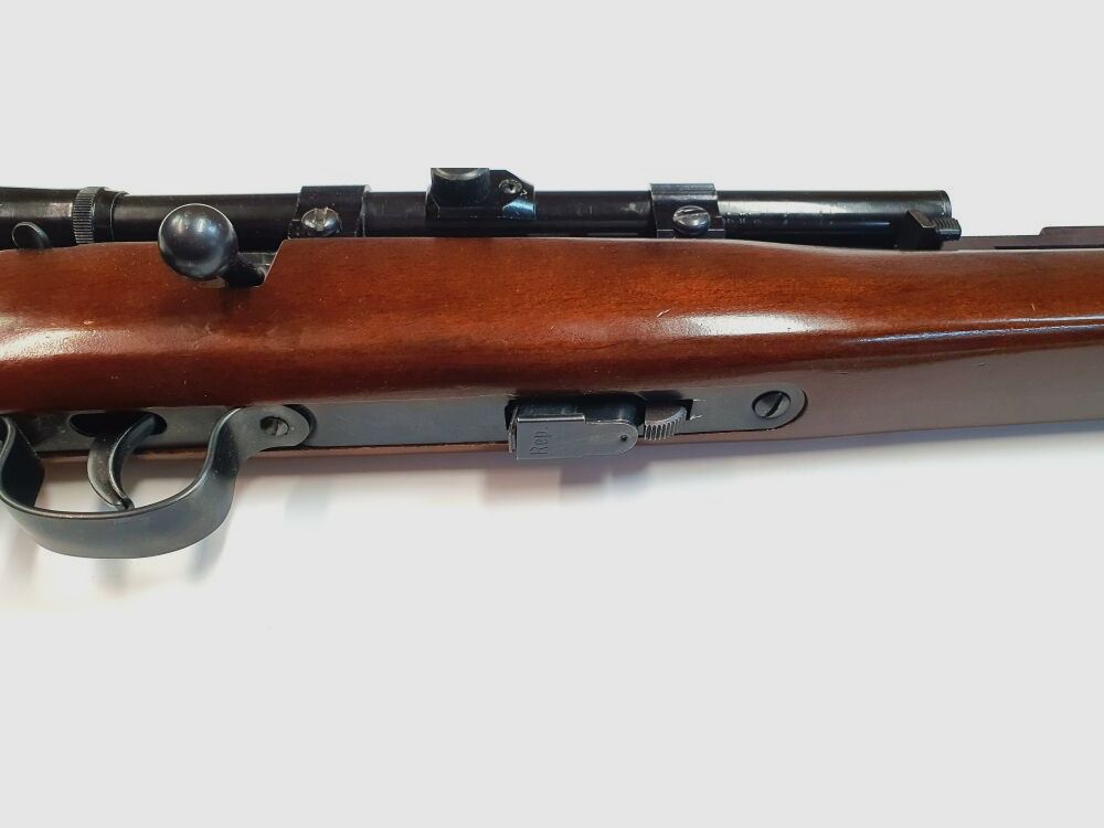 Voere Repetierer Voere Vöhrenbach im Kal .22L.r.