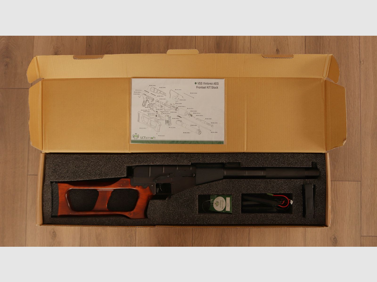 LCT VSS Vintorez AEG Airsoft Gewehr <0,5J.