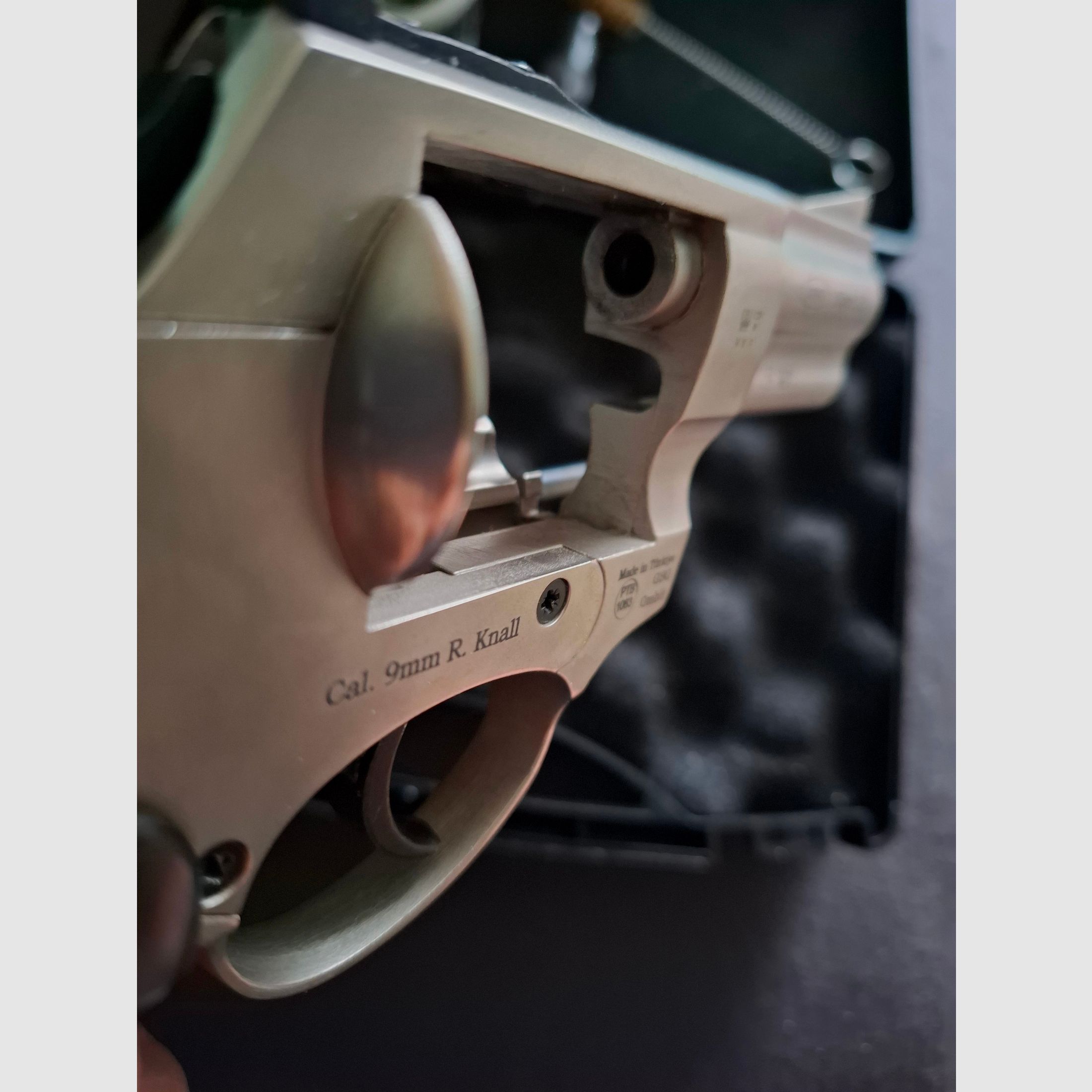 Ekol Viper 2,5" 9mm RK con munición.