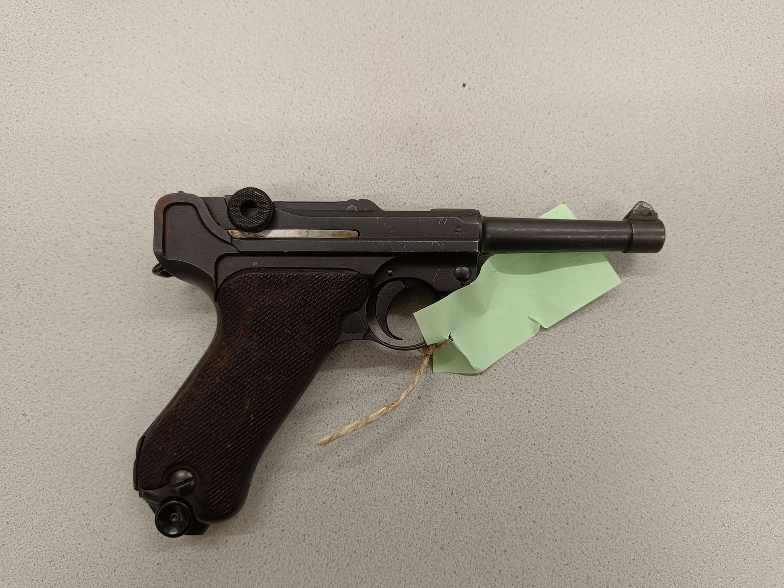 DWM, Modell 08, Kaliber 9mm Luger, Seriennummer: 6128T, NWR-ID: W2012-11-21-0127008-A