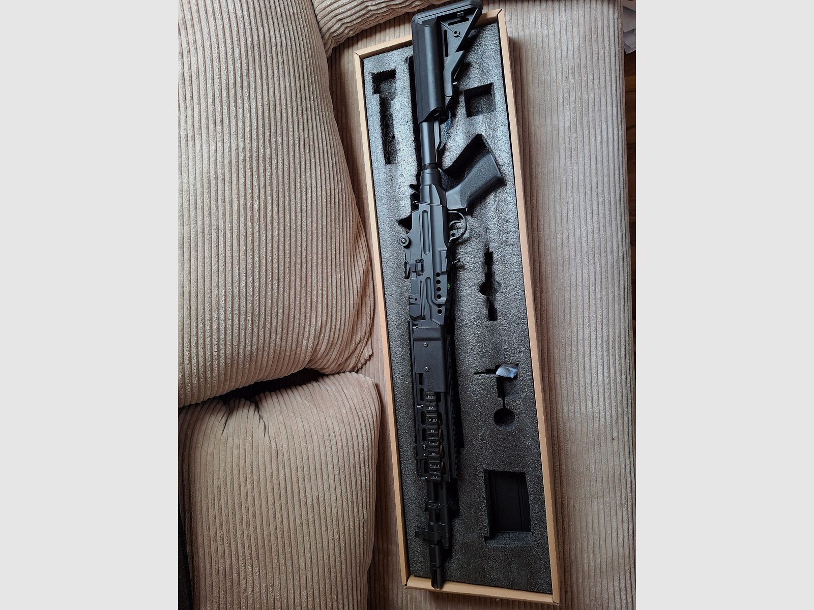 Airsoft  Gun