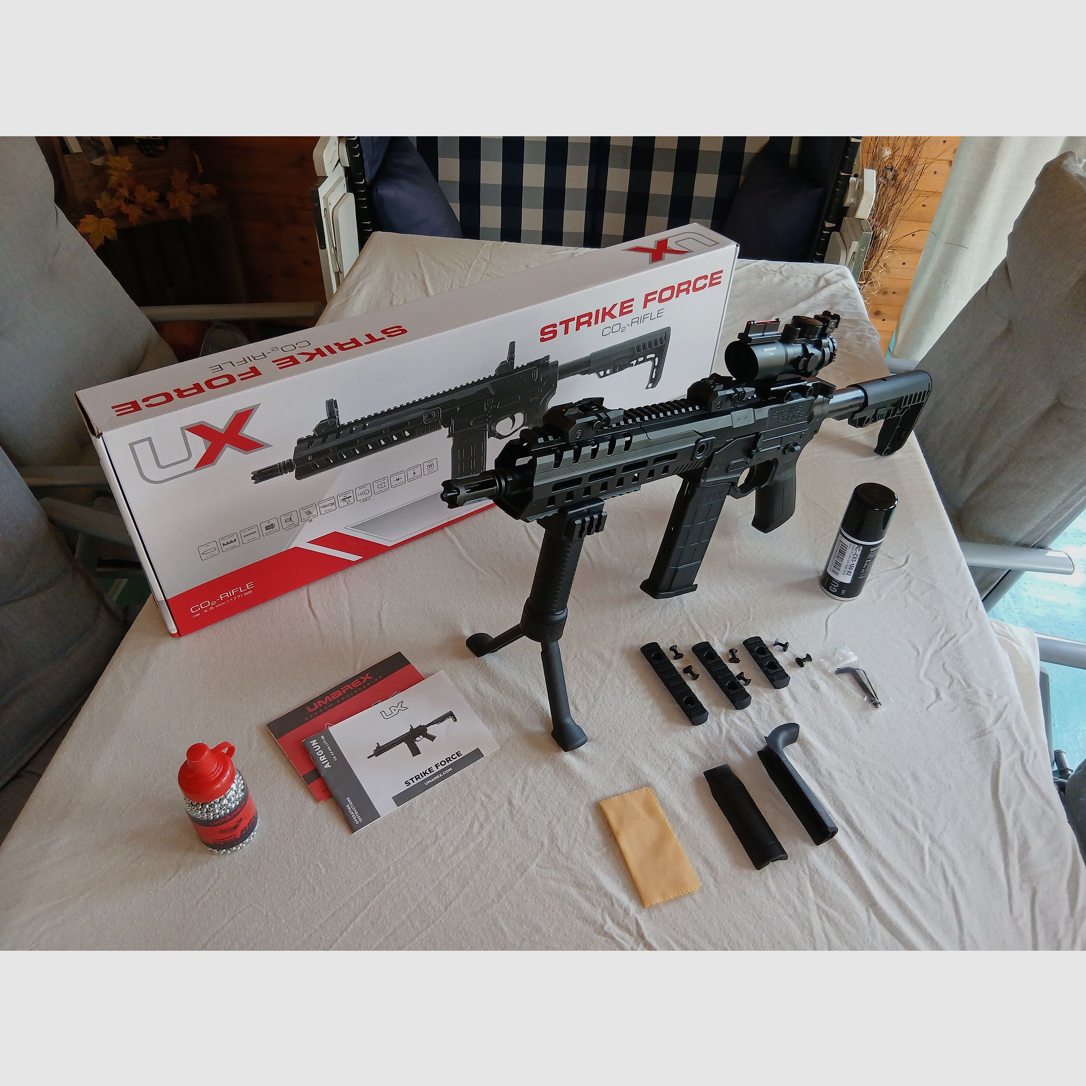 Umarex "Strike Force" neuwertig, Co2, Blowback + Zubehör