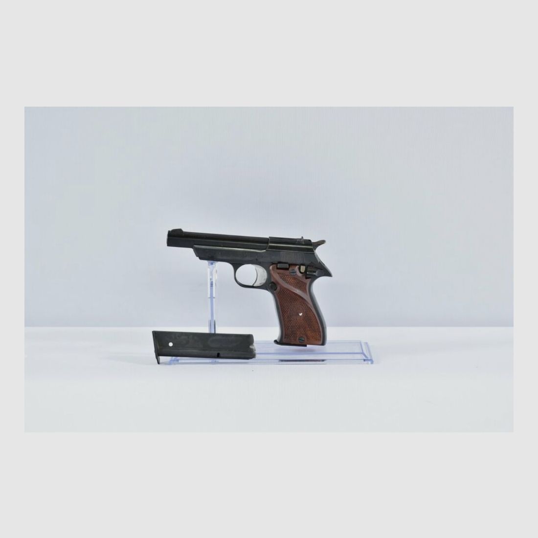 Pistolet Star F .22lr, image 1 sur 3