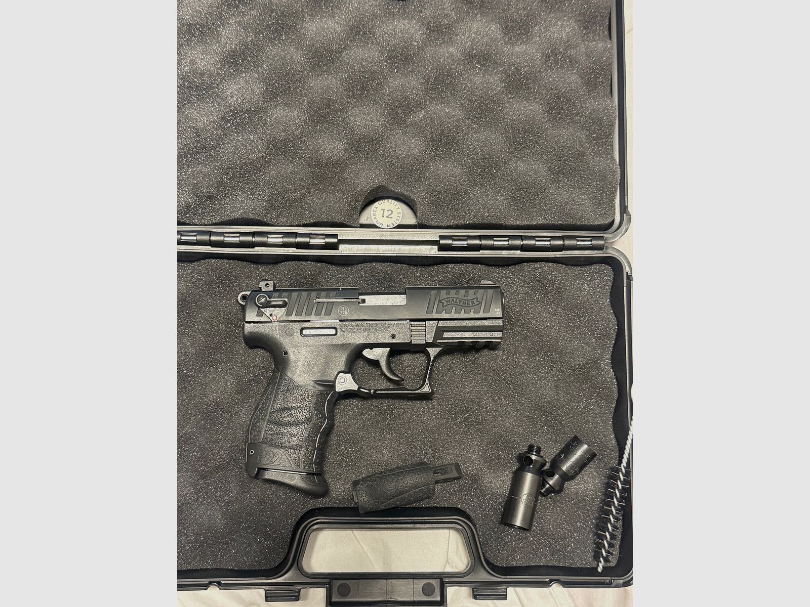 Walther P22q 9mm PAK Schreckschuss neuwertig 