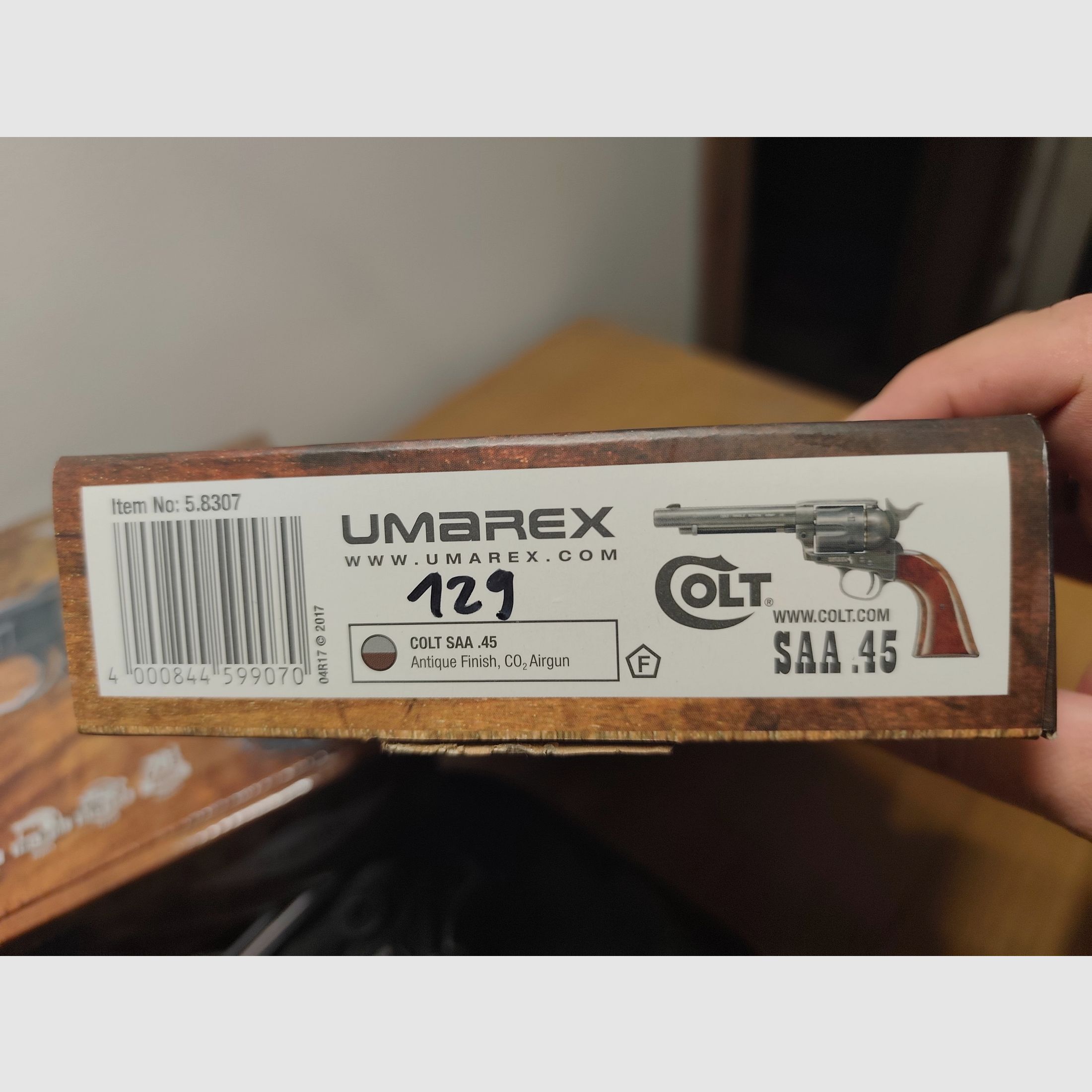 Colt Single Action Army 45 acabado antiguo 4,5 mm BB revolver de aire comprimido, imagen 5 de 5