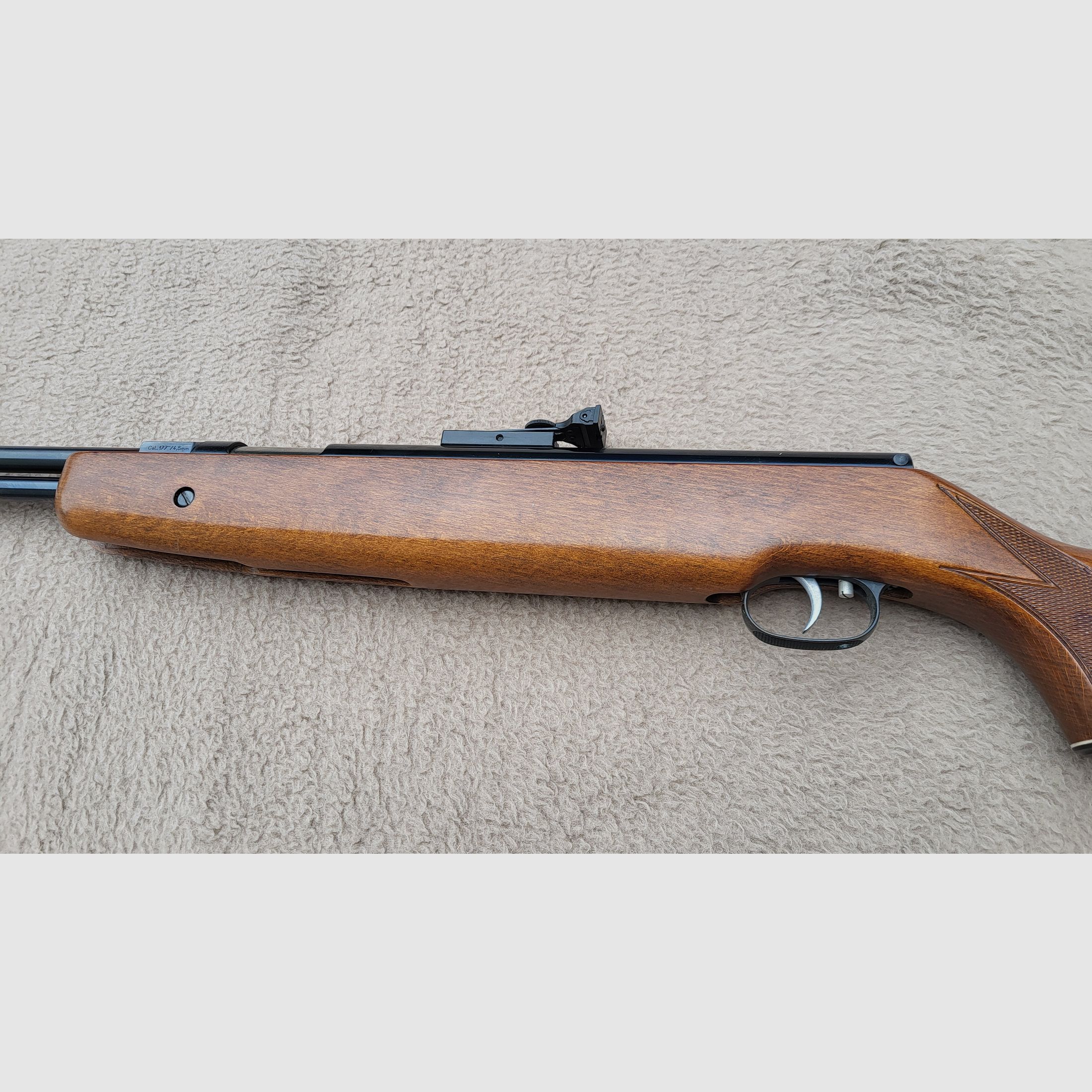  Luftgewehr HW 77 mit Zielfernglas 
