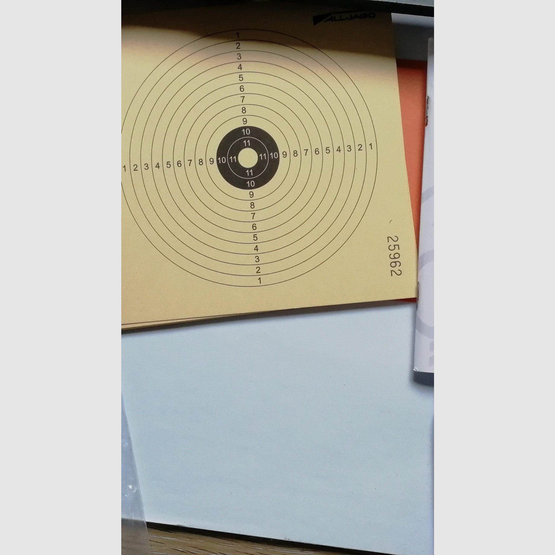 Beretta Mod. 92 FS air pistol nickel-plated with double Kst grips / like new + accessories