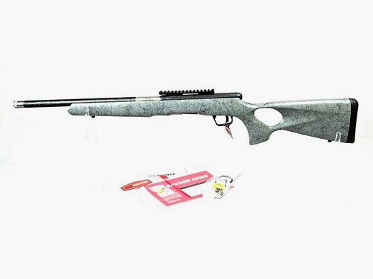 B22 Timberlite de Savage Arms con empuñadura de pulgar