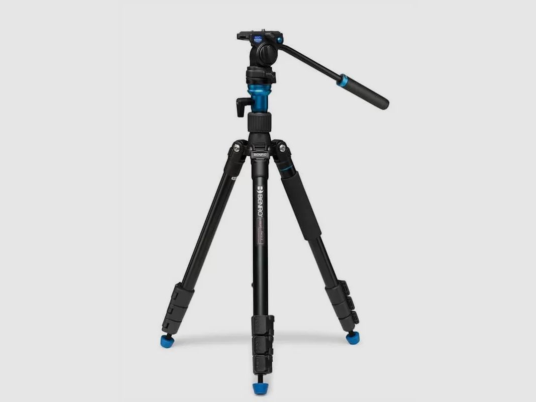 Aluminum Tripod BENRO Aero 2 + Head S2 + Case + Strap + Spikes, image 1 of 4