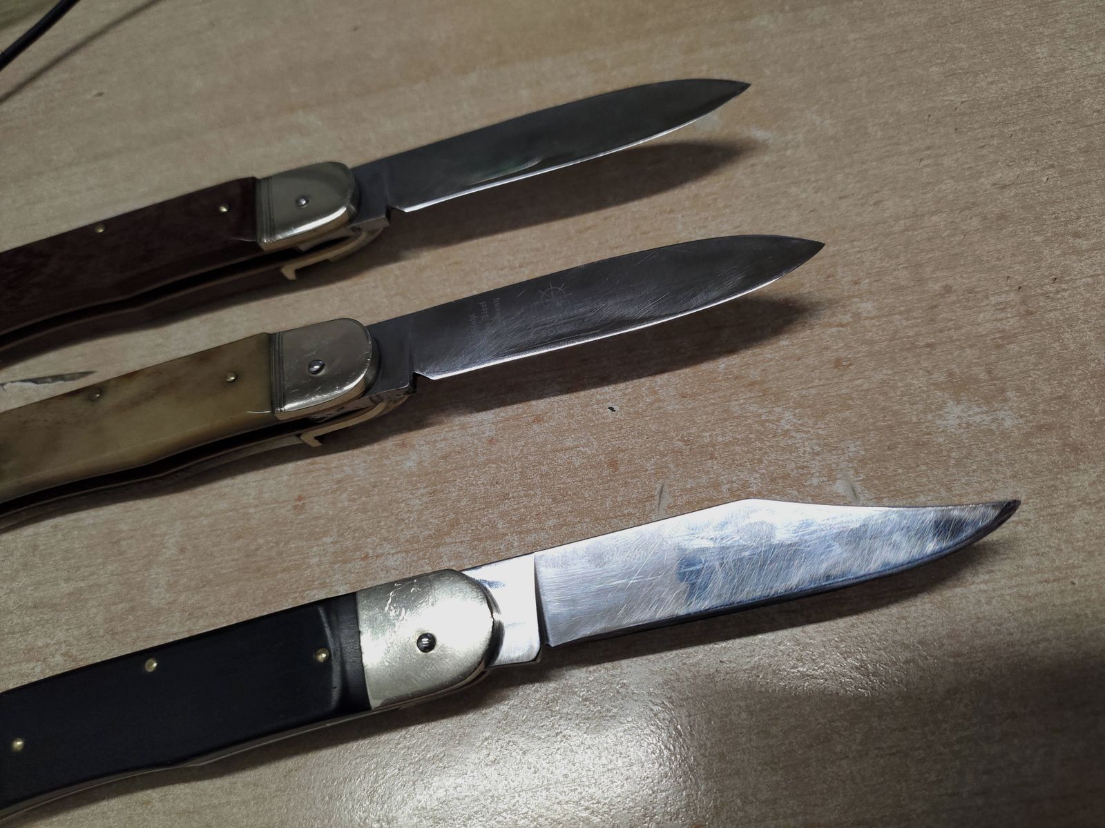 Bundle of spring knives Hubertus