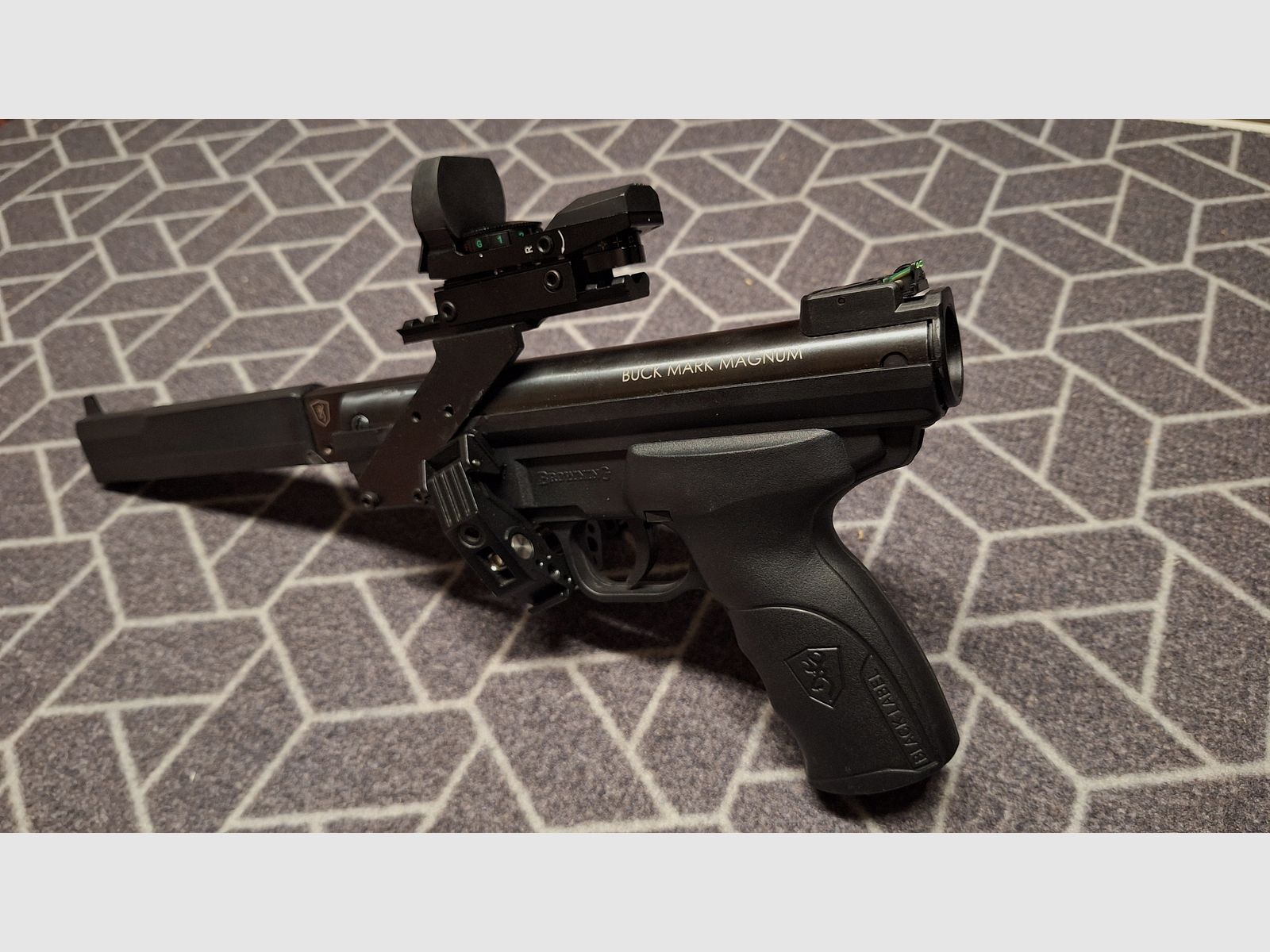 Browning Buck Mark Magnum - 5.5 mm Diabolo