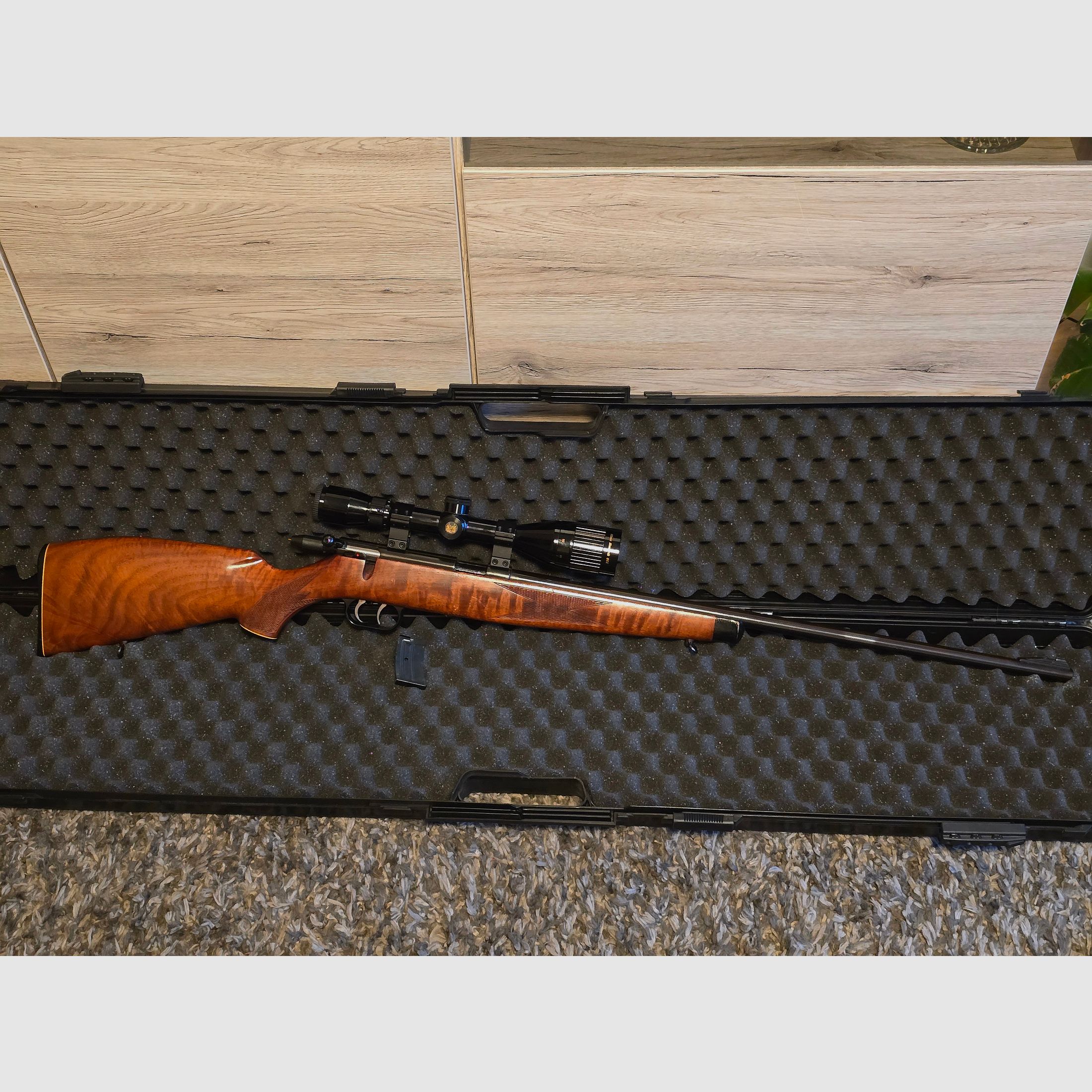 Krico Kleinkaliberbüchse .22lr mit ZF 3,3-10x52