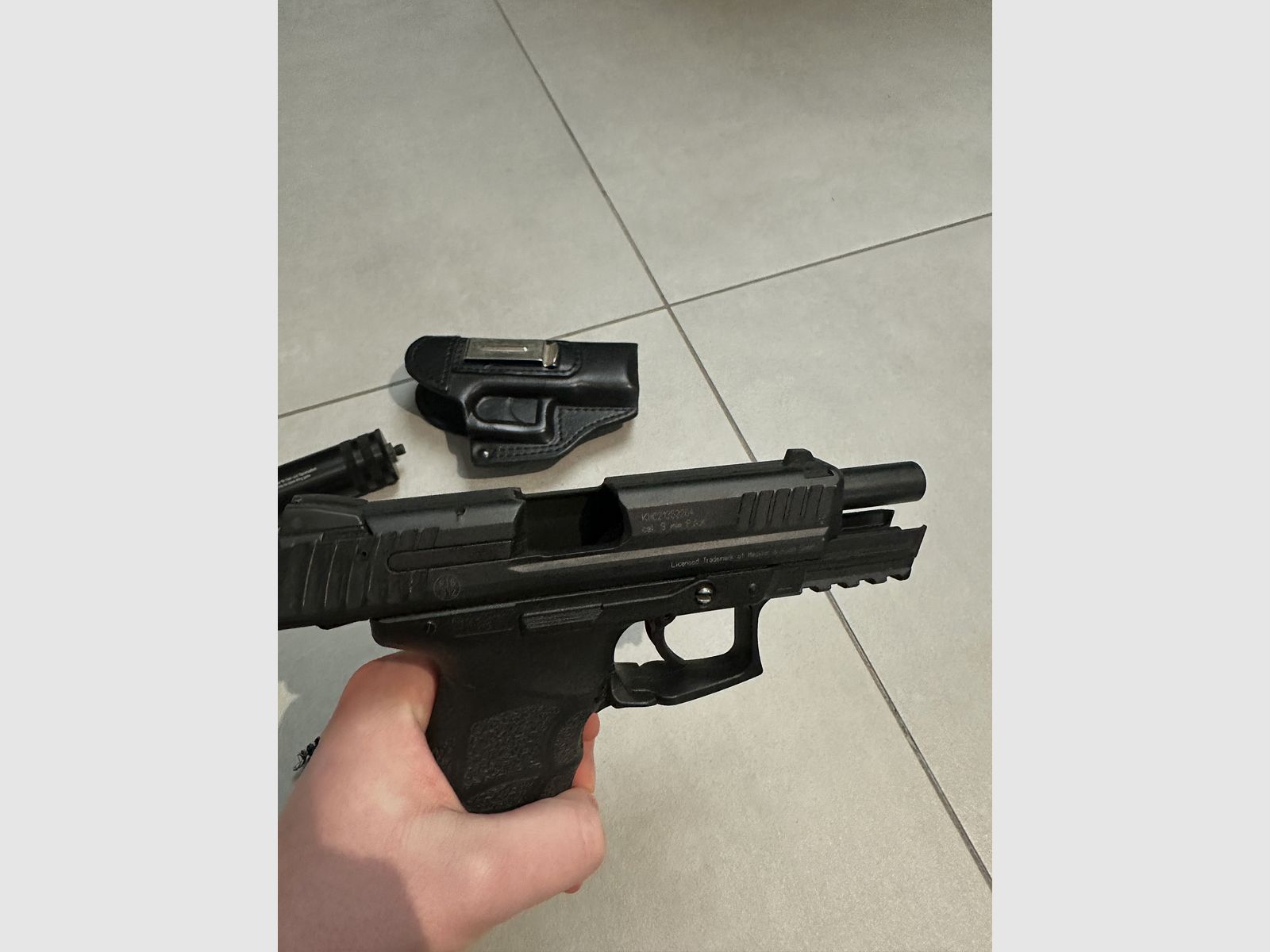 HK P30 revolver d'alarme en 9 mm PAK avec accessoires