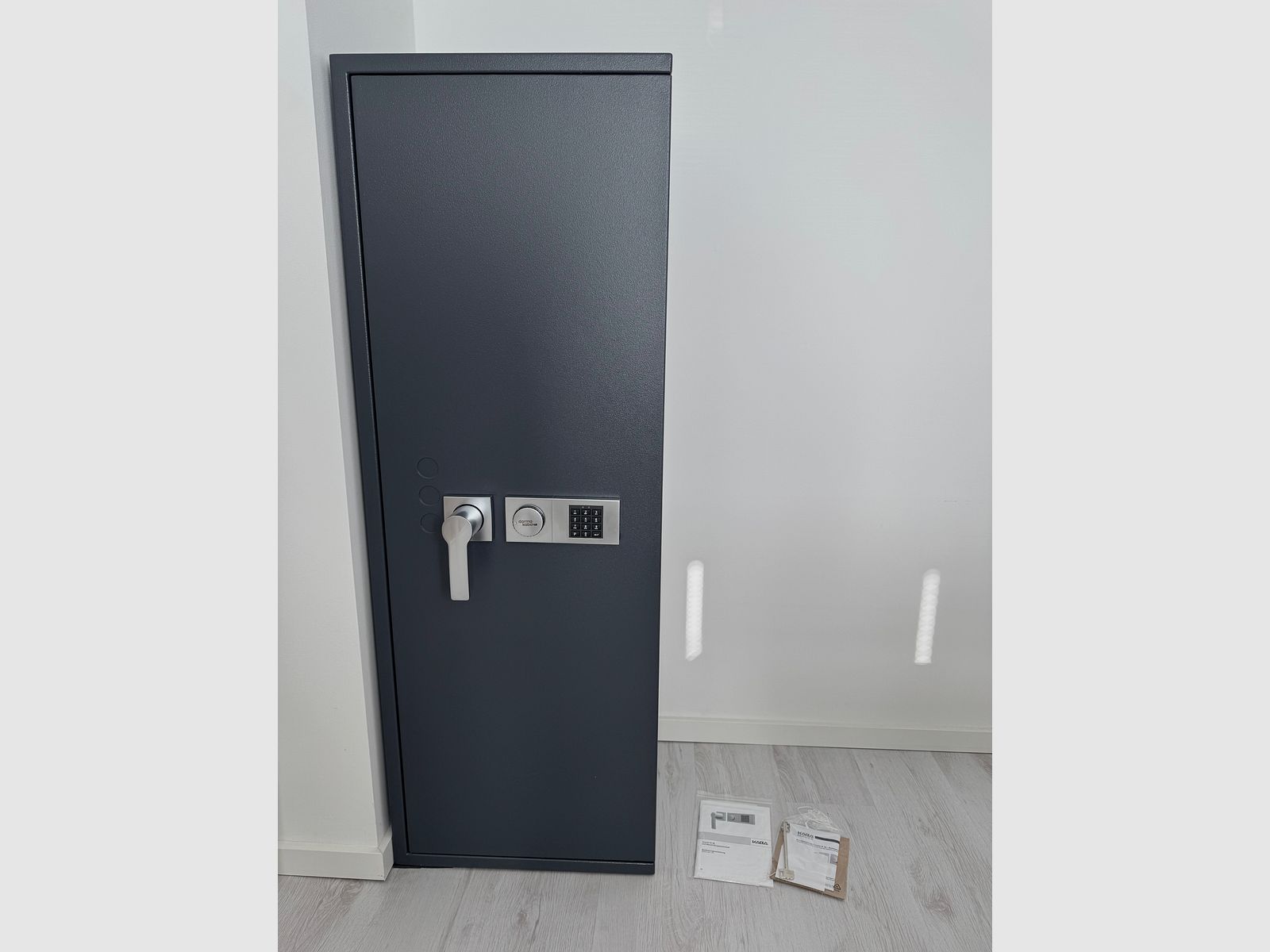 Coffre-fort Tresor Waffenschrank Gun Safe 1-4 Classe de combinaison 1 avec code mural combinaison B-30
