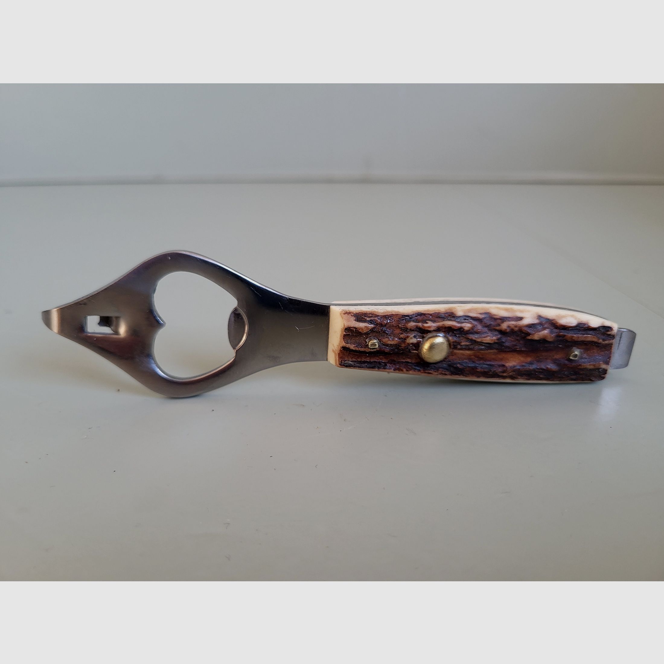 Jowika Solingen - couteau de poche - ouvre-bouteille - tire-bouchon - corne de cerf - années 1970