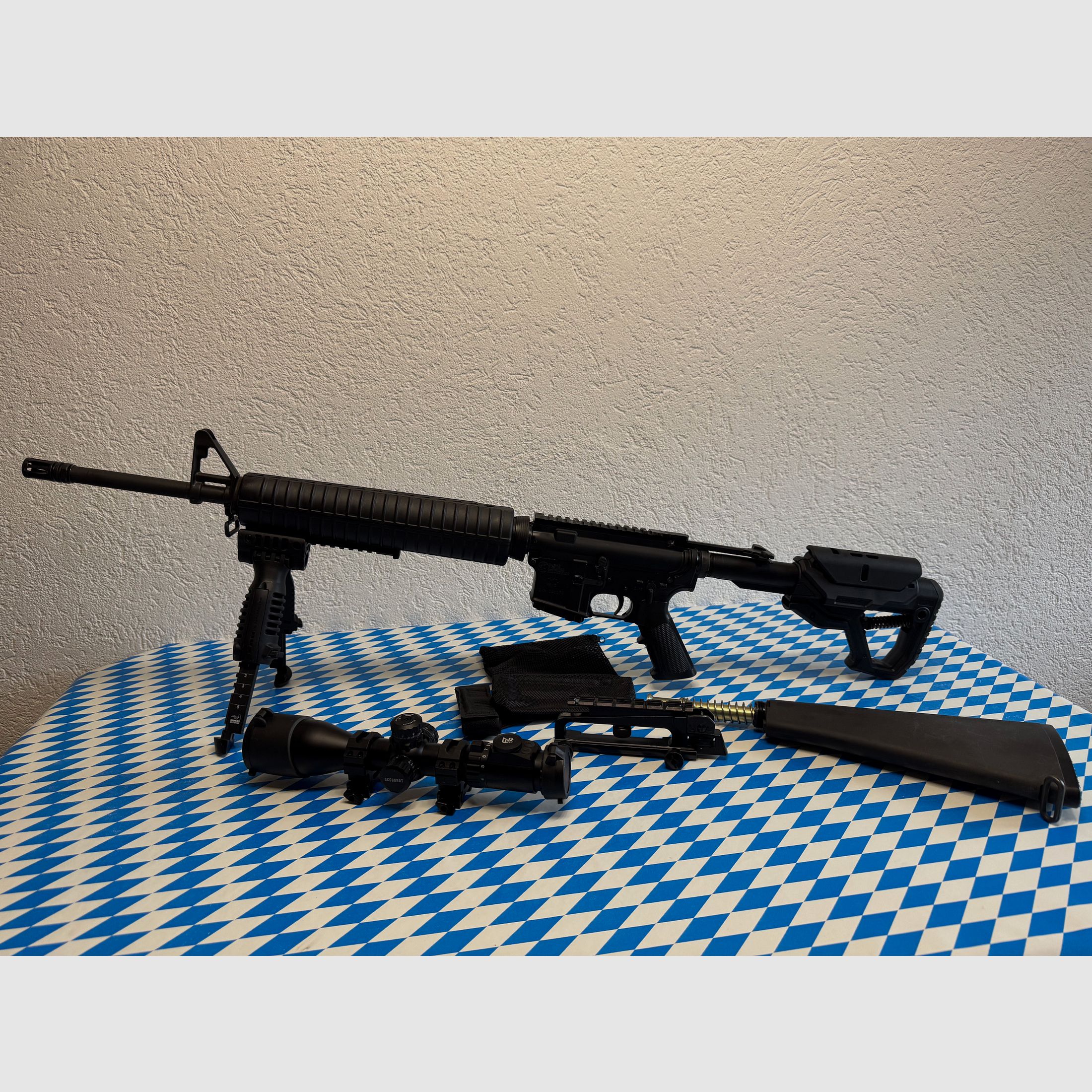 Selbstladebüchse Sabre -Defence XR15 20“ ( M16) mit ZF und Zweibein