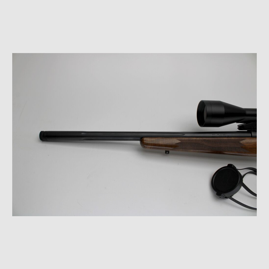 Rep. Büchse Sako 85 Varmint Kurz kannelierter Lauf Meopta 3-12x56 auf Dentl .222Rem