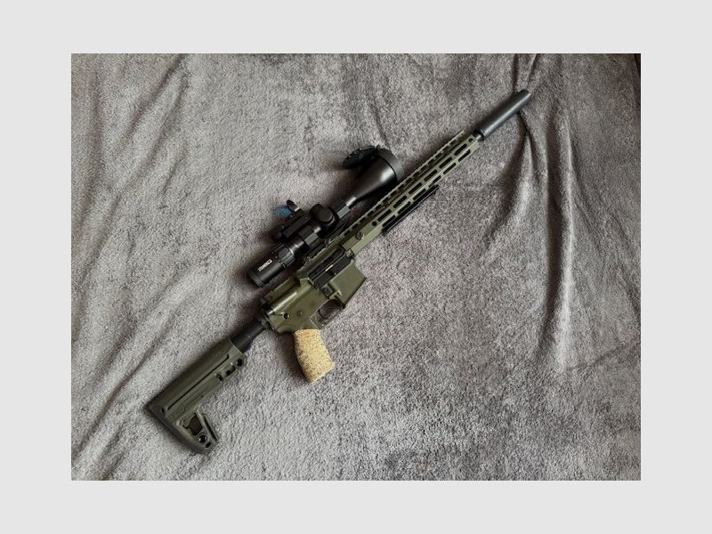 Oberland Arms AR 15 233 Rem / A-TEC, AR 30-4 Schalldämpfer/ Steiner Ranger 4 3-12x56mm