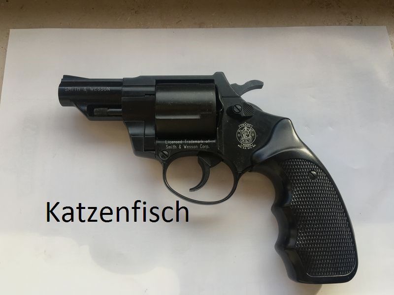 Smith & Wesson Combat, original verpackt, ungeschossen, nagelneu, mit alter Quittung von 2009