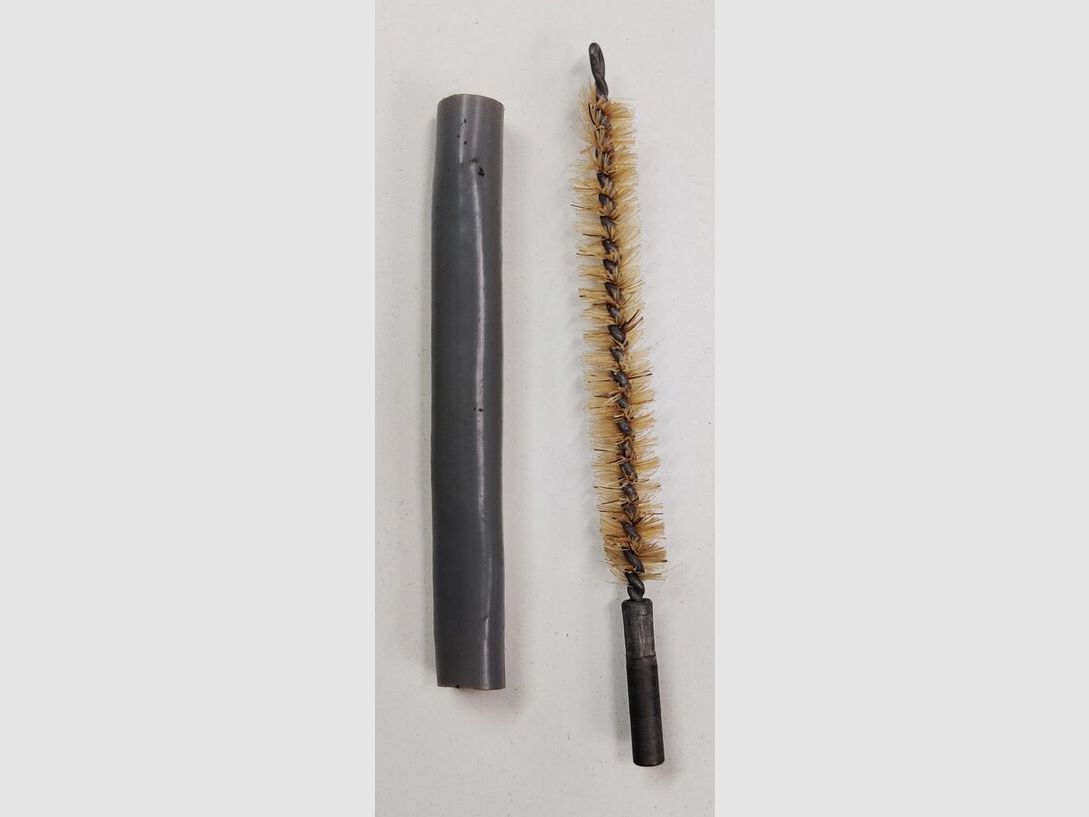 DDR NVA Putzzeug Bürste