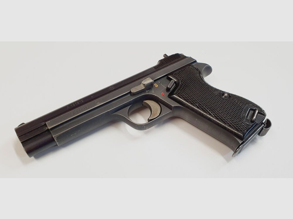 SIG Pistole SIG P210-2 im Kaliber 9mm Luger (9x19) Inkl. Holster und Reservemagazin,MADE IN SWITZERLAND