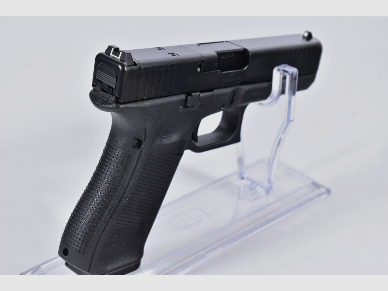 Glock 17 Gen5 MOS FS 9mm Luger Pistole
