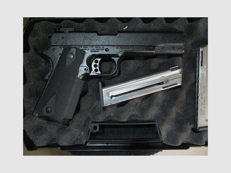 Pistole Colt .22 lr -Made by Walther- mit Reservemagazin 1911