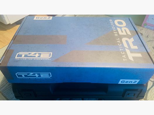 NEUER- Revolver TR 68 Gen.2 7,5 Joule, CO2 capsules-techniek/pijlen met houder