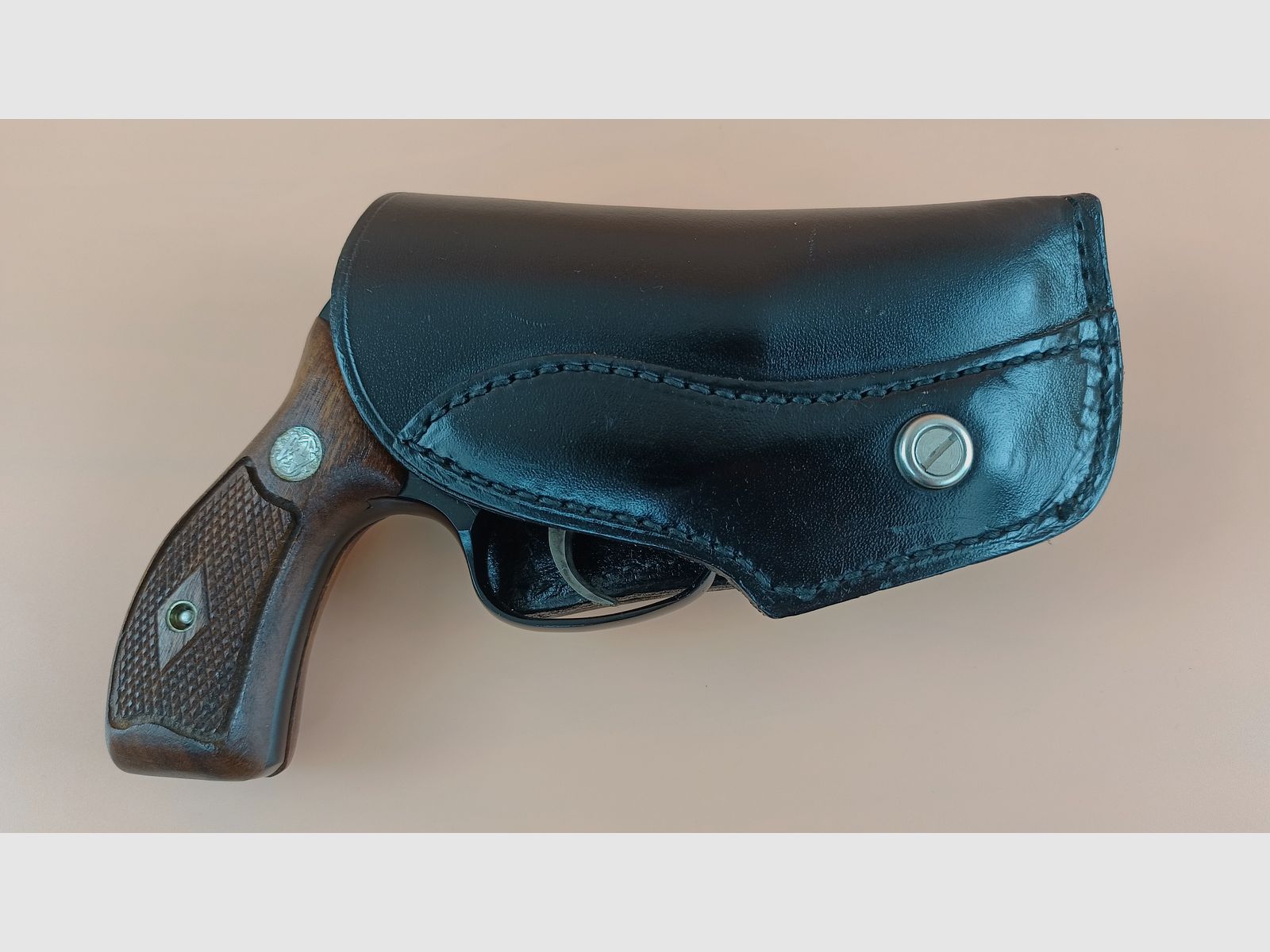 Smith & Wesson Mod. 38 Airweight Bodyguard, Kal. .38 Special *Sammler-Exponat*