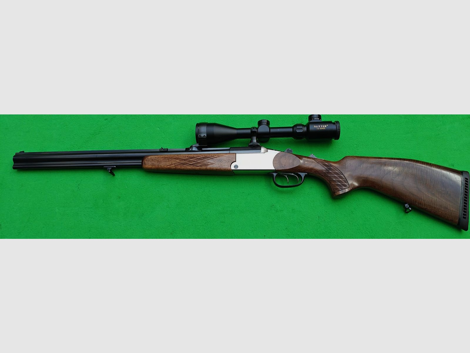Blaser BBF 95 5,6x50R Mag. 12/70 con visor en montaje oscilante