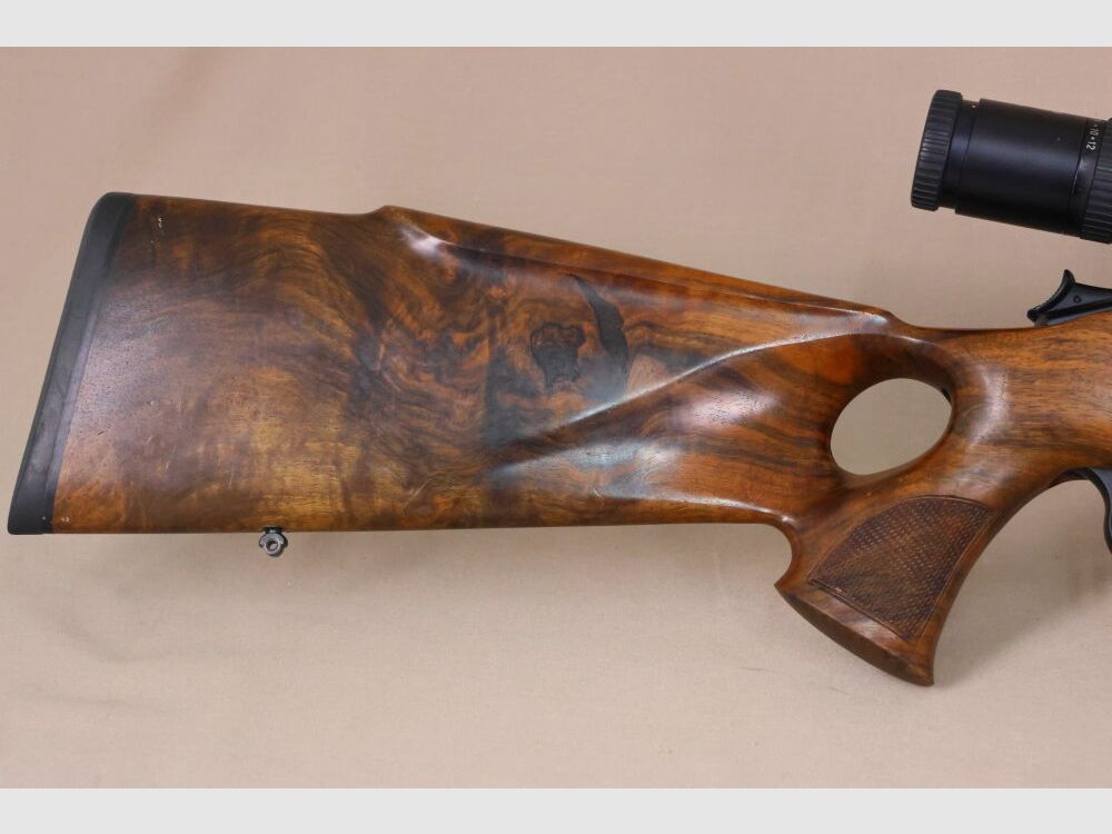 Blaser R93 // LOCHSCHAFT // Wurzelholz // Vollschaft // Zeiss beleuchtet
