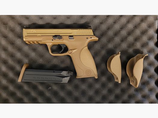 Neuwertig! Airsoft - VFC- Smith & Wesson M&P 9 mit Metallschlitten GBB - Farbe Tan