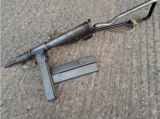 Sten MK2 EU-Deko, 3 magazines and strap