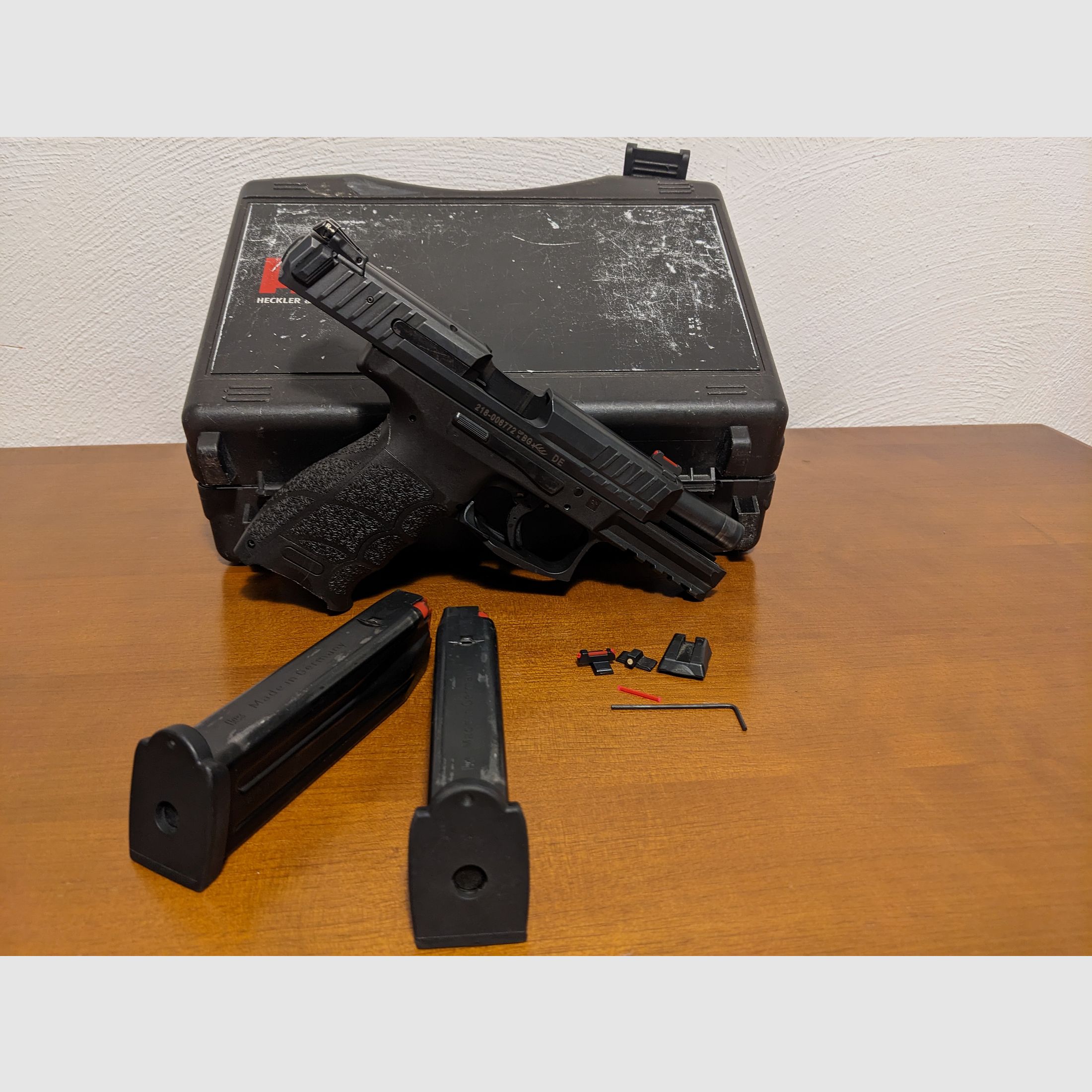 Heckler & Koch SFP9 z LPA celownikiem