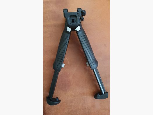 FAB Arms Vordergriff und Zweibein mit Schnellverschluß