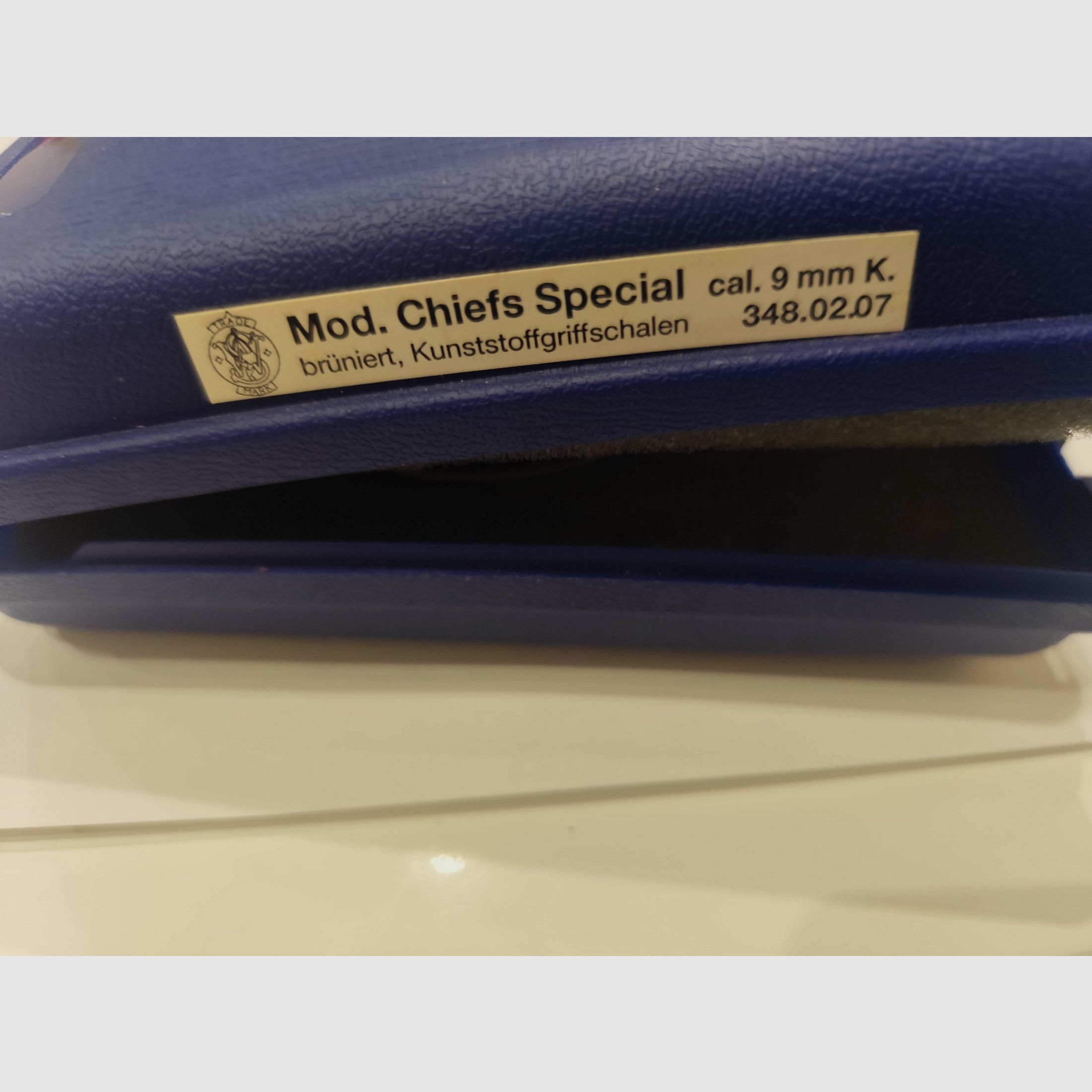 Smith & Wesson Chiefs Special  9mm R.K. - schwarz PTB 503