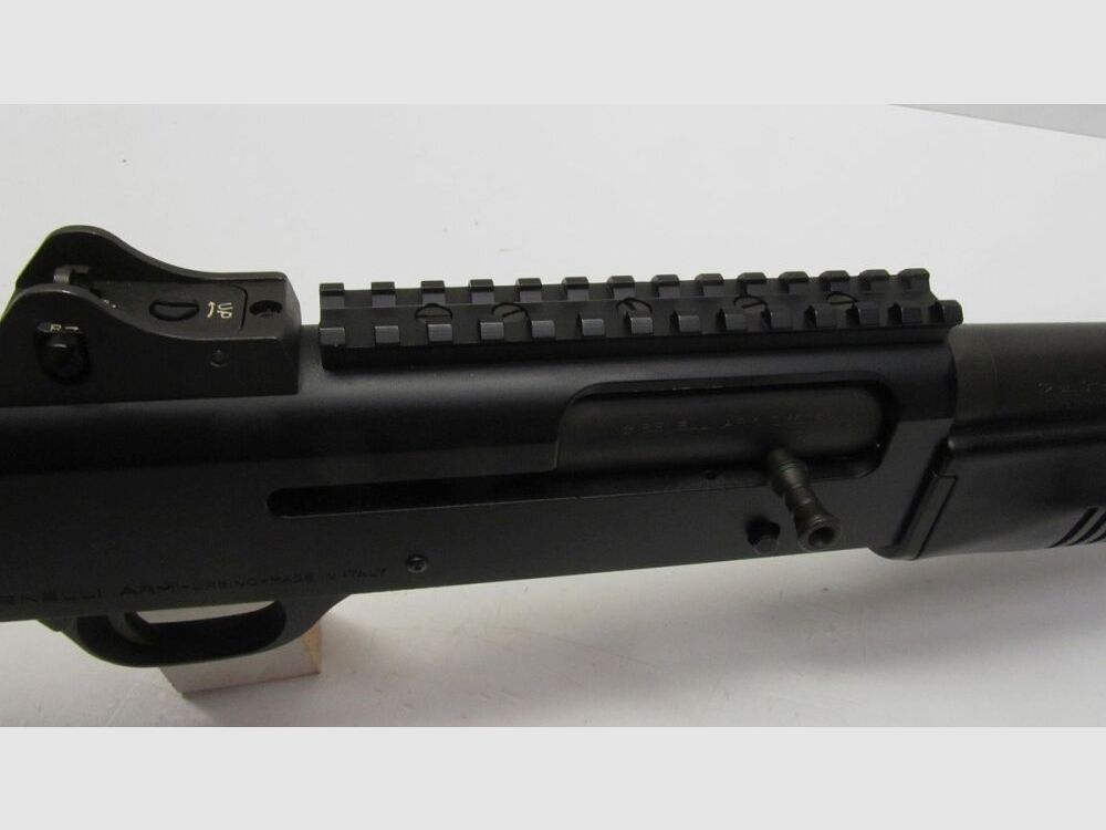 Fucile semiautomatico Benelli M4 Super 90 cal. 12/76, canna da 47cm 12/76