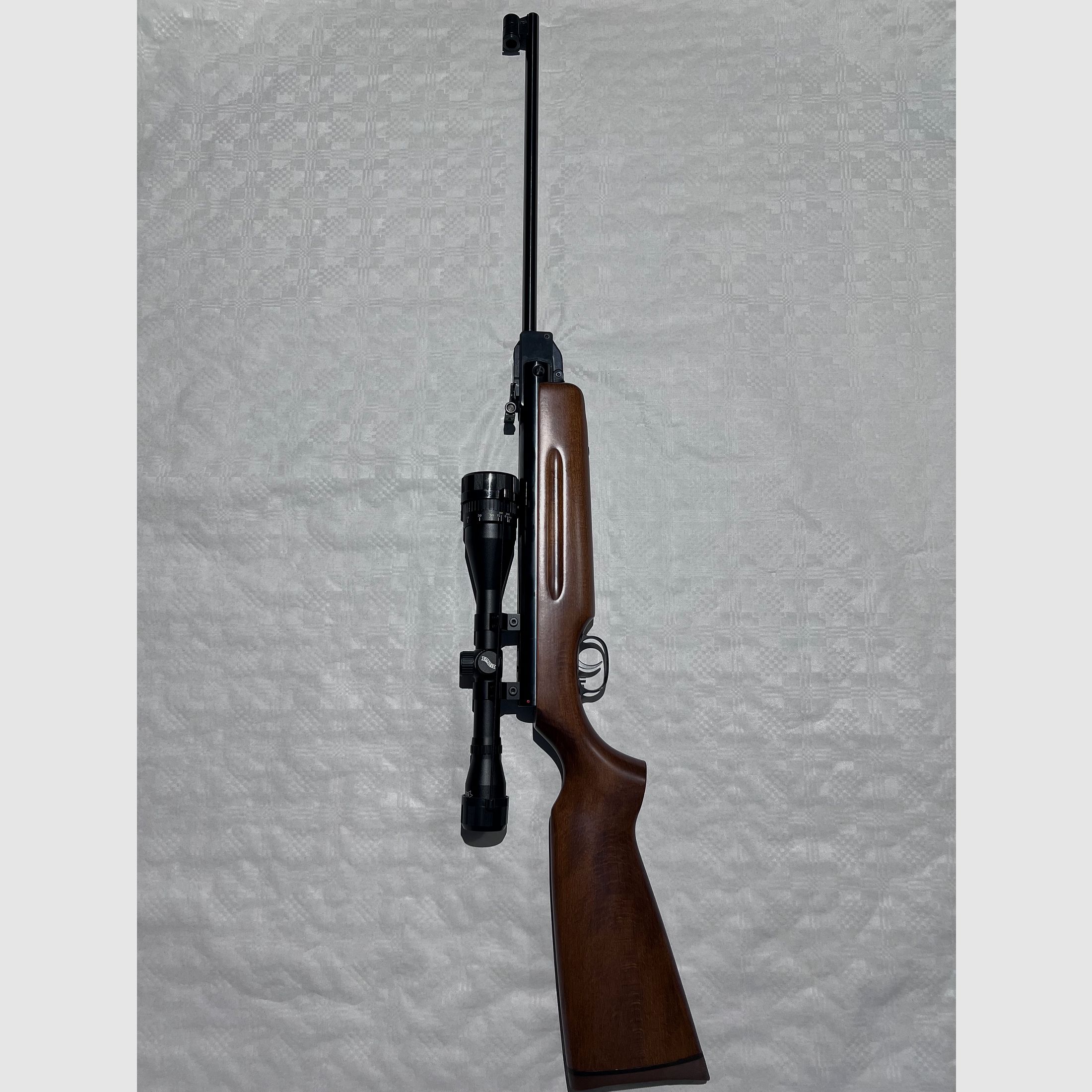Karabinek pneumatyczny Weihrauch HW35