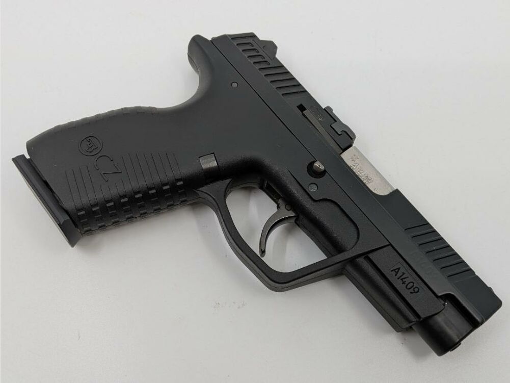 CZ CZ100, image 3 of 7
